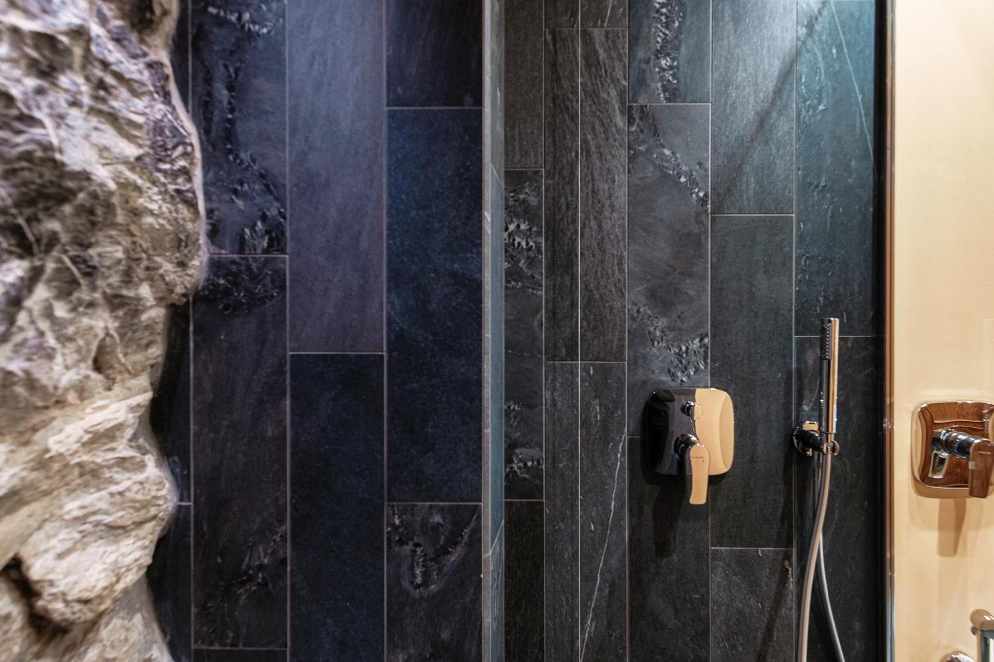 Crotto Polirolo - The House Of Travelers Apartment Cernobbio Bagian luar foto